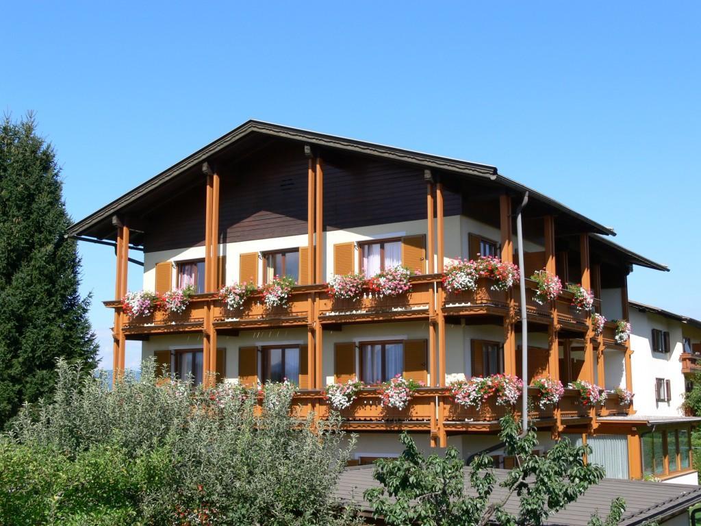 Gastehaus Sapetschnig Apartamento Faak am See Exterior foto