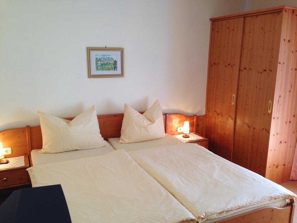 Gastehaus Sapetschnig Apartamento Faak am See Quarto foto